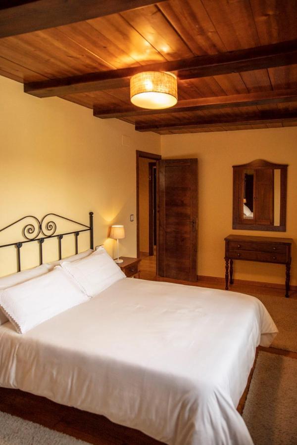 Lugar Del Rio Guest House Couzadoiro Luaran gambar