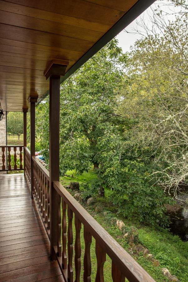 Lugar Del Rio Guest House Couzadoiro Luaran gambar